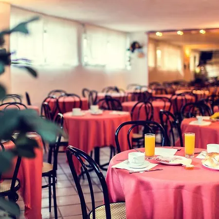 Antares Hotel 3*