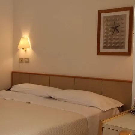 Antares Szálloda 3*