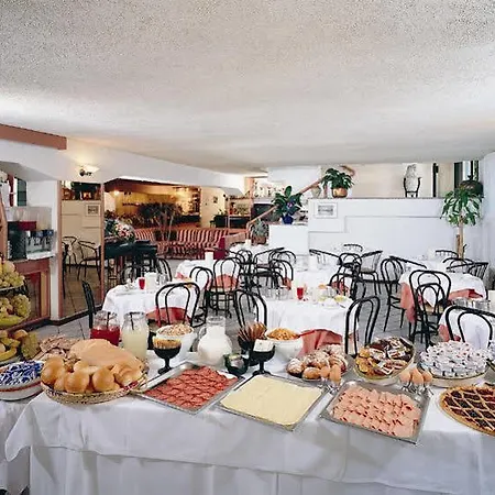 Hotel Antares 3*